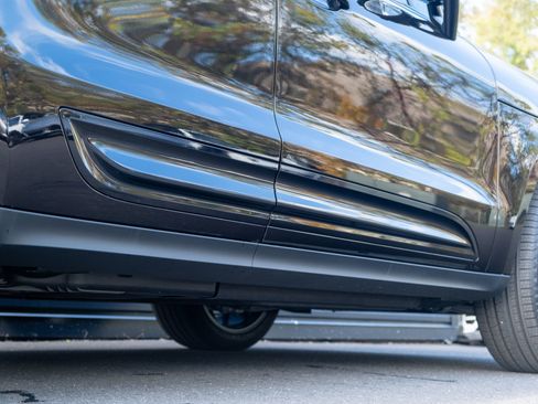 Used 2026 Porsche Macan image 35