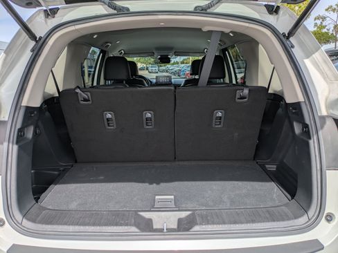 Used 2023 Honda Pilot EX-L image 10