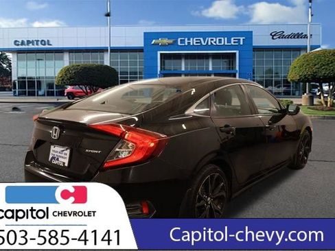 Used 2019 Honda Civic Sport image 2