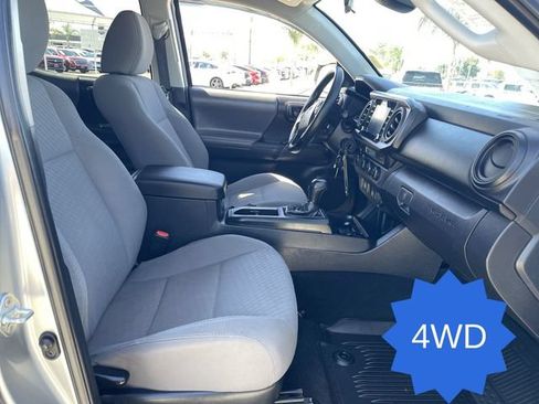 Used 2022 Toyota Tacoma SR AWD/4WD image 25