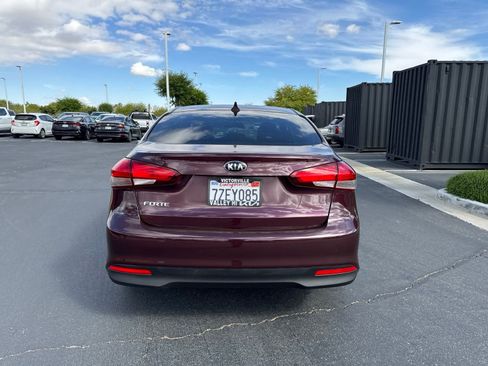 Certified 2017 Kia Forte LX FWD image 6