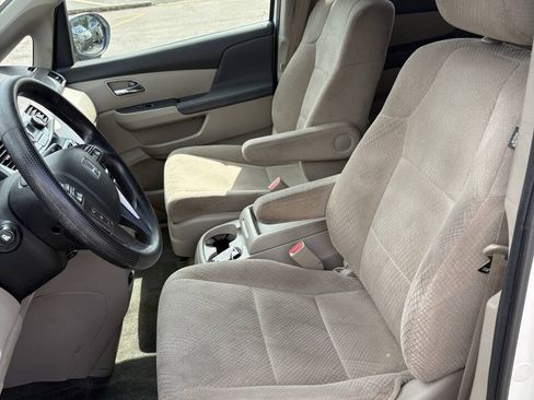 Used 2016 Honda Odyssey EX image 6