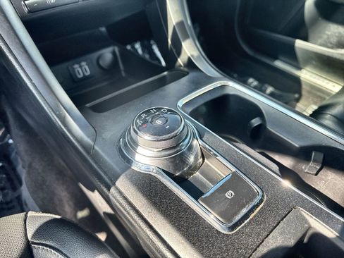 Used 2020 Ford Fusion Titanium AWD/4WD image 23