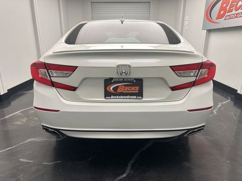 Used 2018 Honda Accord Sport image 26