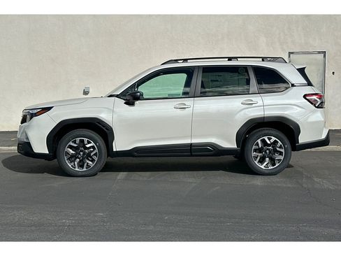 Used 2026 Subaru Forester Premium AWD/4WD image 7