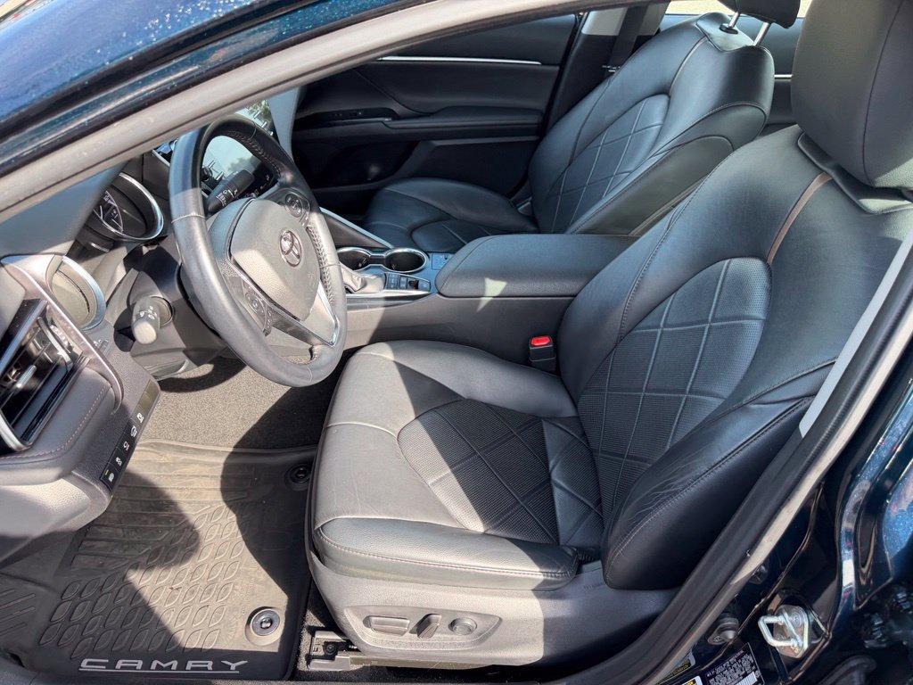 Used 2019 Toyota Camry XLE w/ Driver Assist Package FWD image 13