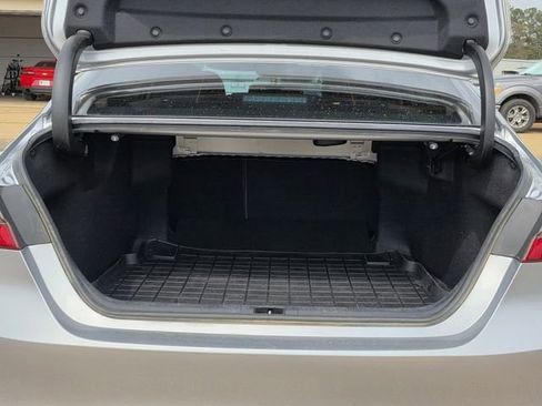 Used 2022 Toyota Camry LE image 26