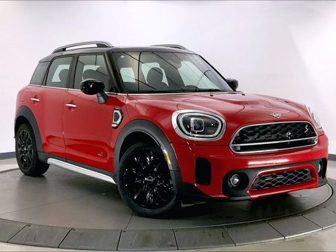 Used 2024 MINI Cooper Countryman S w/ Signature Upholstery Package AWD/4WD image 1