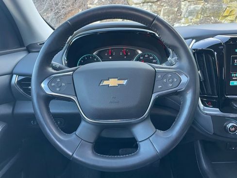 Used 2019 Chevrolet Traverse LT w/ LT Premium Package image 18