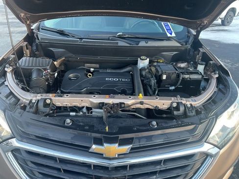 Used 2018 Chevrolet Equinox LT image 12