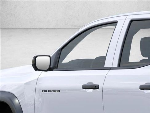 New 2026 Chevrolet Colorado Trail Boss w/ Midnight Edition AWD/4WD image 12