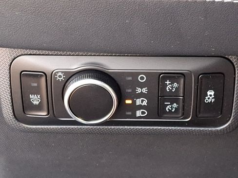 Used 2023 Ford Mustang Mach-E Premium AWD/4WD image 28