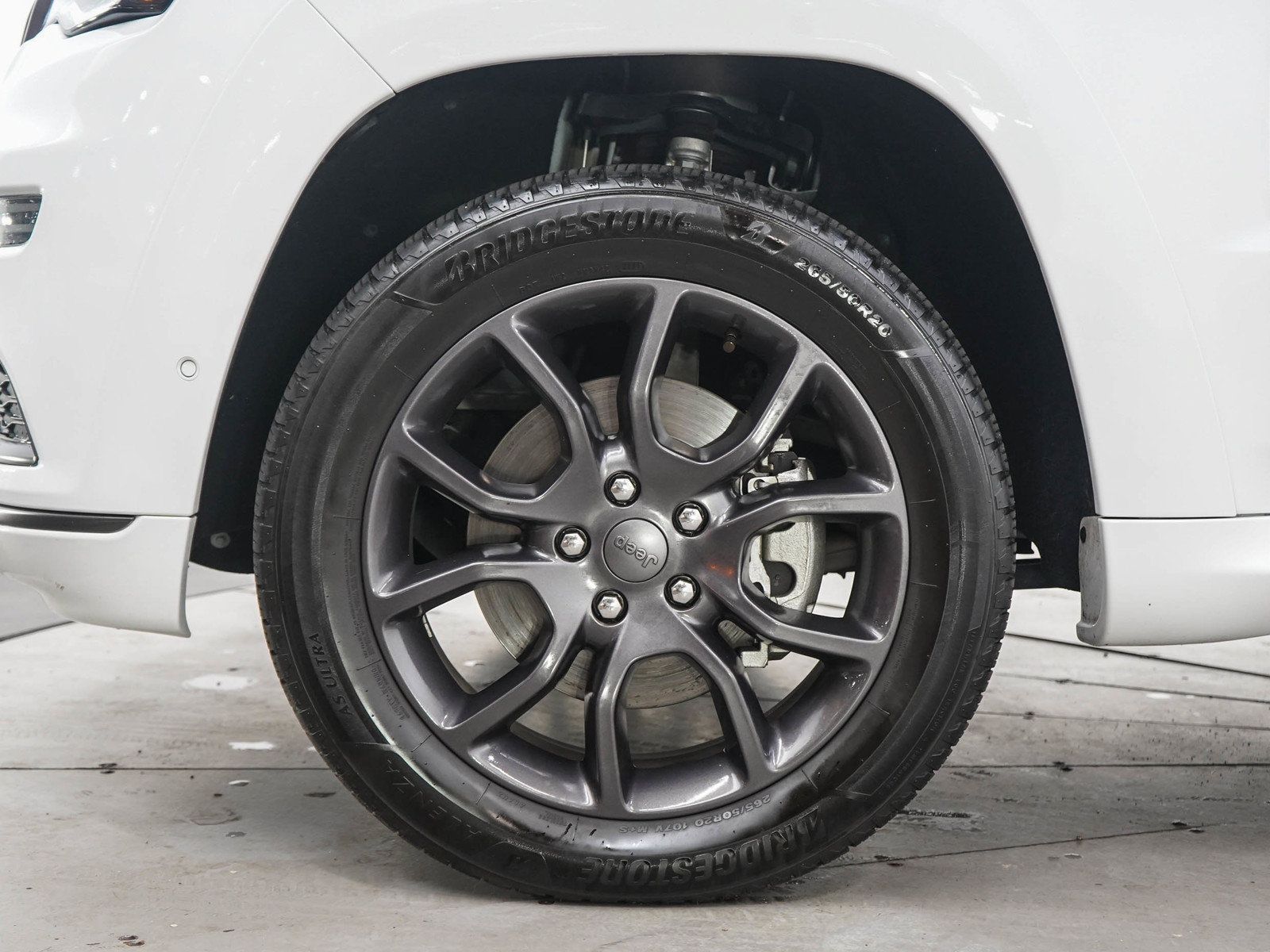 Used 2021 Jeep Grand Cherokee High Altitude AWD/4WD image 29