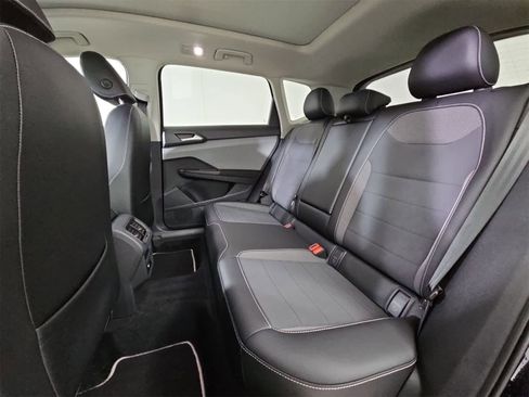 Certified 2023 Volkswagen Taos SE image 20