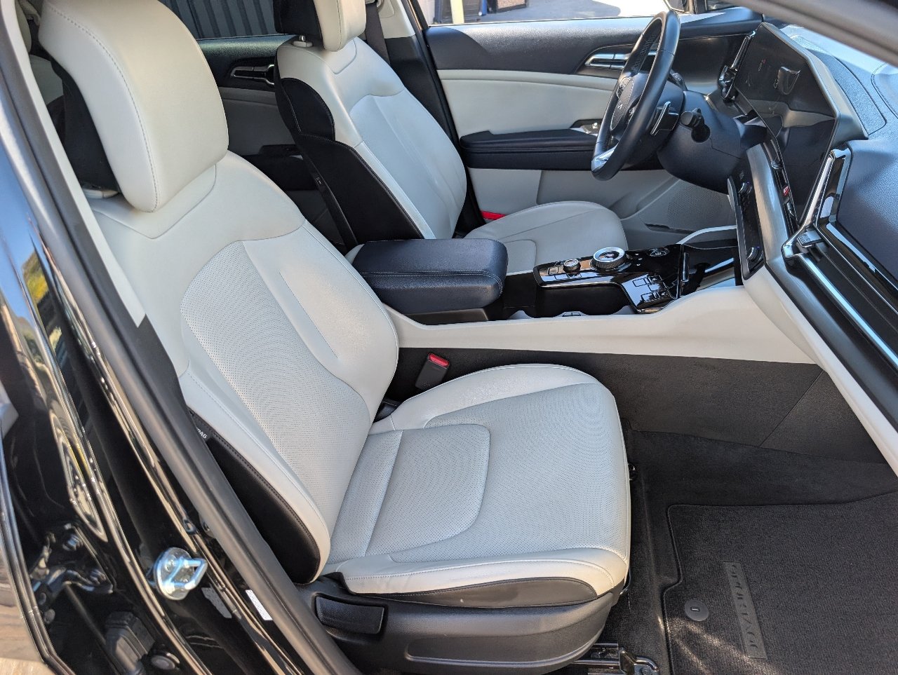 Used 2024 Kia Sportage EX w/ EX Premium Package AWD/4WD image 8