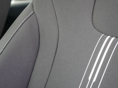 Certified 2025 Hyundai Elantra SEL FWD image 35