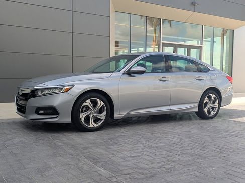 Used 2020 Honda Accord EX image 1