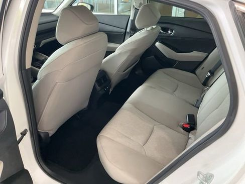 Certified 2025 Honda Accord LX image 13