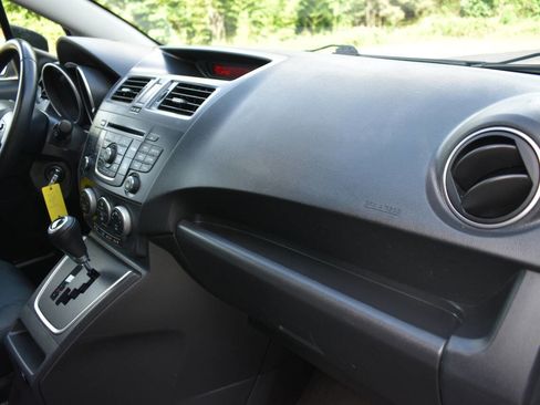 Used 2013 MAZDA MAZDA5 Grand Touring FWD image 24