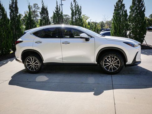 Used 2022 Lexus NX 350 AWD image 11