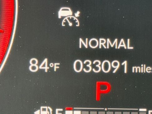 Used 2023 Honda Pilot Touring image 19