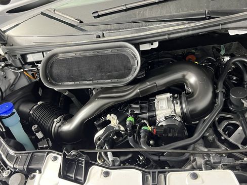 Used 2024 Ford Transit 250 Low Roof w/ Exterior Upgrade Package image 29