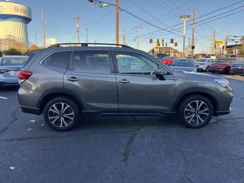 Used 2019 Subaru Forester Limited w/ Popular Package #3 image 5