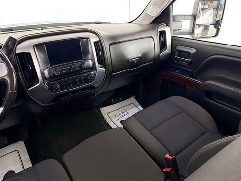 Used 2018 GMC Sierra 2500 SLE image 20