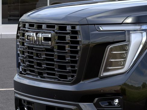 New 2026 GMC Yukon Denali Ultimate AWD/4WD image 13