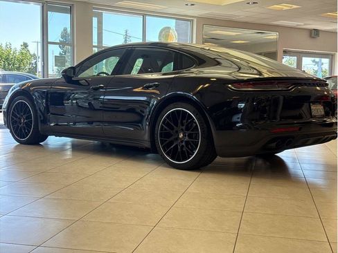 Used 2021 Porsche Panamera image 7
