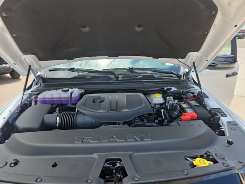 New 2026 RAM 1500 Big Horn AWD/4WD image 11