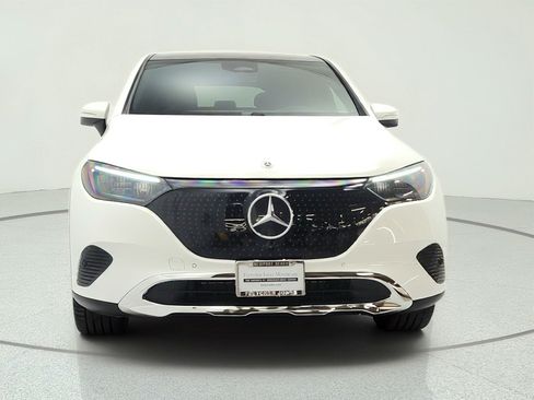Certified 2026 Mercedes-Benz EQE 320 4MATIC SUV image 2