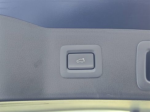 New 2025 MAZDA CX-5 Signature image 9