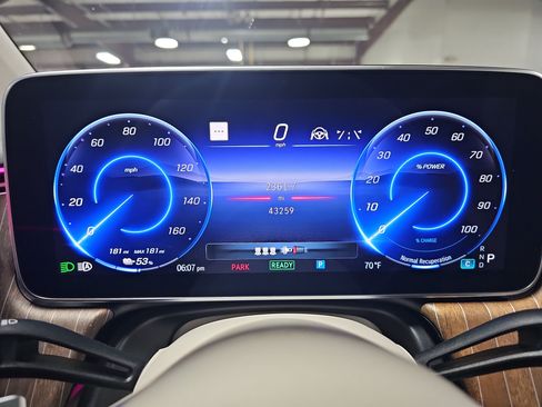 Certified 2023 Mercedes-Benz EQS 450+ 4MATIC SUV image 21