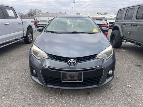 Used 2014 Toyota Corolla S image 2
