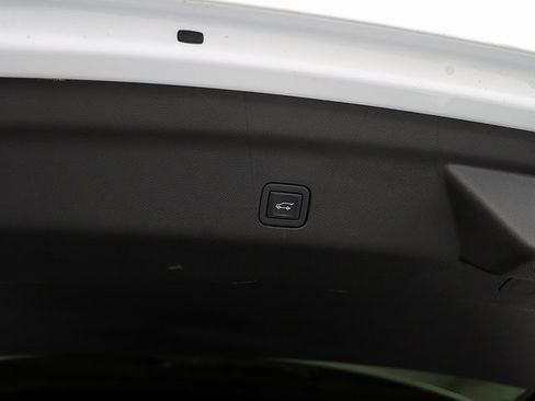 Used 2023 Chevrolet Tahoe RST w/ Sport Performance Package image 31