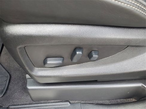 Used 2019 GMC Yukon XL Denali w/ Denali Ultimate Package image 23