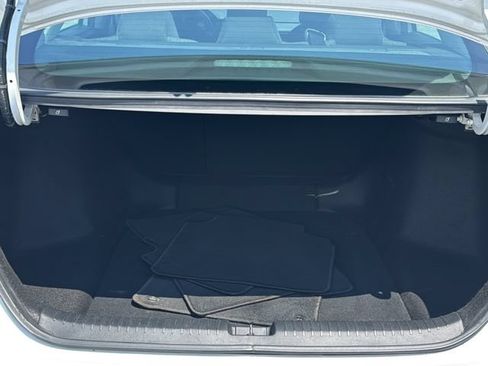 Used 2024 Honda Accord EX image 18