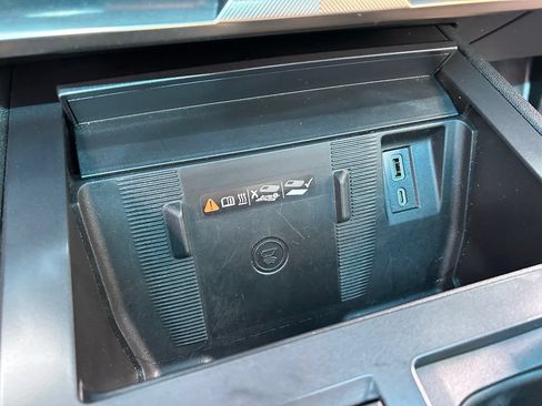 Used 2024 GMC Hummer EV 3X AWD/4WD image 39