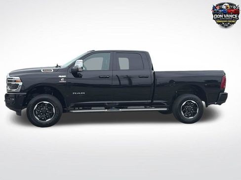 Used 2026 RAM 3500 Laramie AWD/4WD image 3