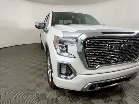 Used 2021 GMC Sierra 1500 Denali w/ Denali Ultimate Package AWD/4WD image 16