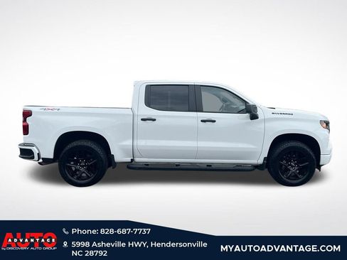 Used 2024 Chevrolet Silverado 1500 Custom w/ Turbomax Blackout Package AWD/4WD image 2