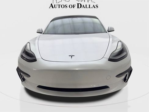 Used 2021 Tesla Model 3 Performance image 3