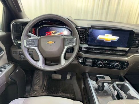 Used 2023 Chevrolet Silverado 1500 LTZ w/ Technology Package AWD/4WD image 18