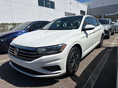 Used 2021 Volkswagen Jetta SE w/ SE Cold Weather Package