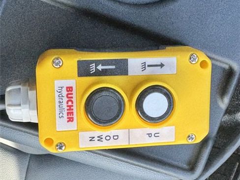 New 2025 Ford F550 4x4 SuperCab Super Duty image 26