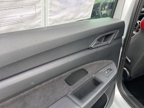 Used 2024 Volkswagen GTI SE image 12