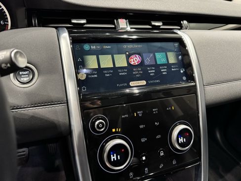 Used 2023 Land Rover Discovery Sport S image 22