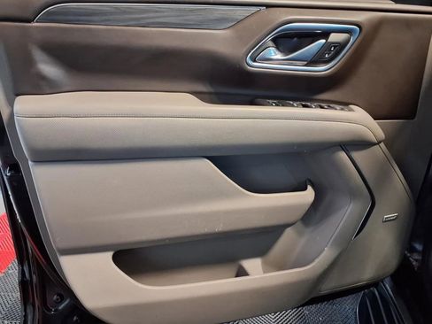 Used 2021 GMC Yukon XL SLT image 19