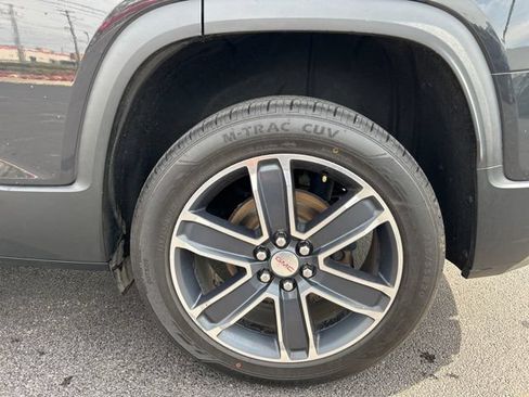 Used 2020 GMC Acadia SLT w/ Premium Package FWD image 12
